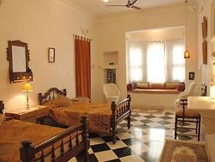 Hotel Pahuna Haveli Udaipur Exterior foto